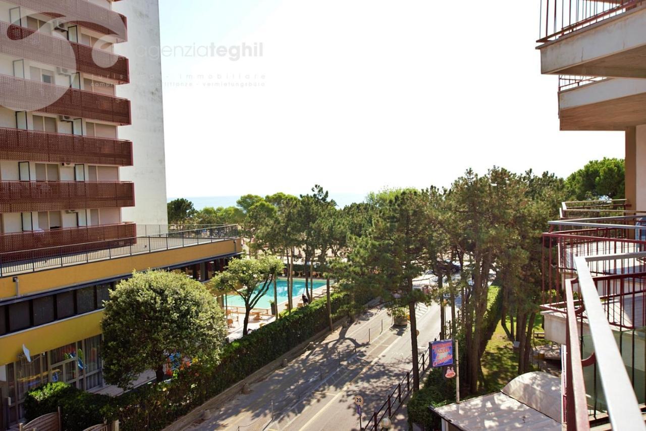 Condominio Cristallo Lignano Sabbiadoro Buitenkant foto